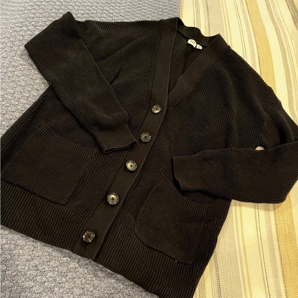 Gap Button Down Sweater Medium